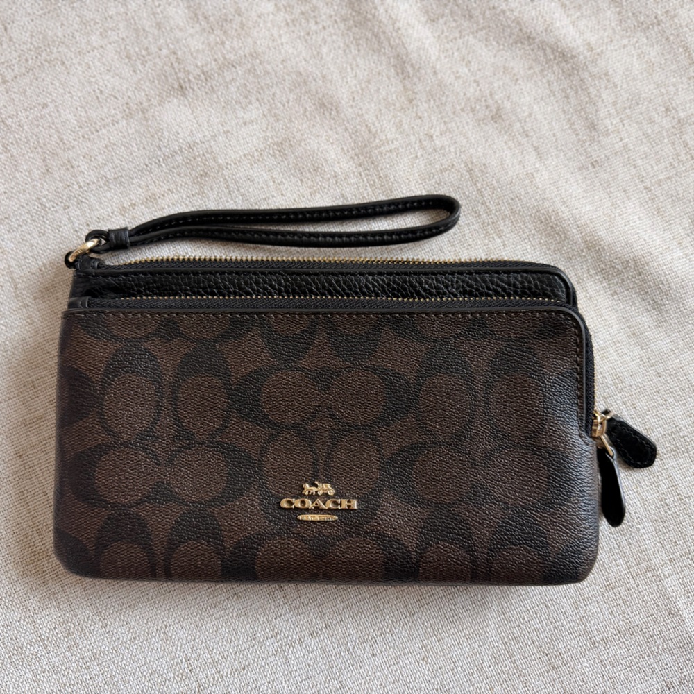 COACH Wristlet - Double Pockets